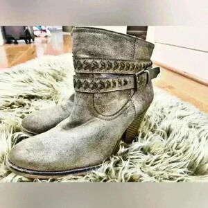 Mia‎ Ankle Booties Size 7.5